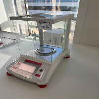 Ohaus Adventurer AX224 Precision Balance image 1